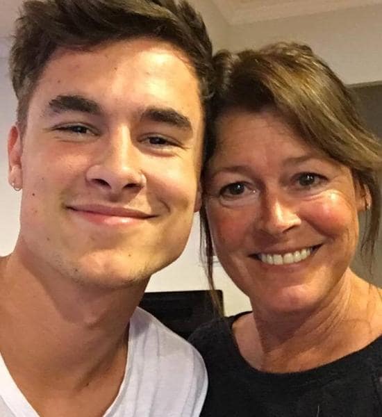 kian lawley mother