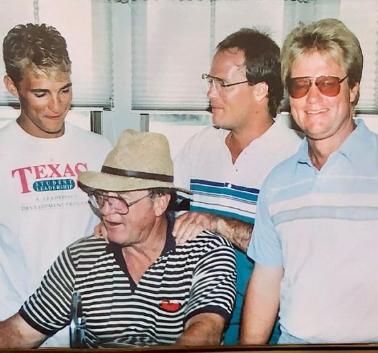 matthew mcconaughey father brothers