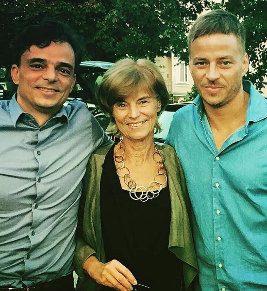 tom wlaschiha mother and brother