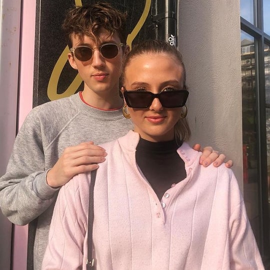 troye sivan sister