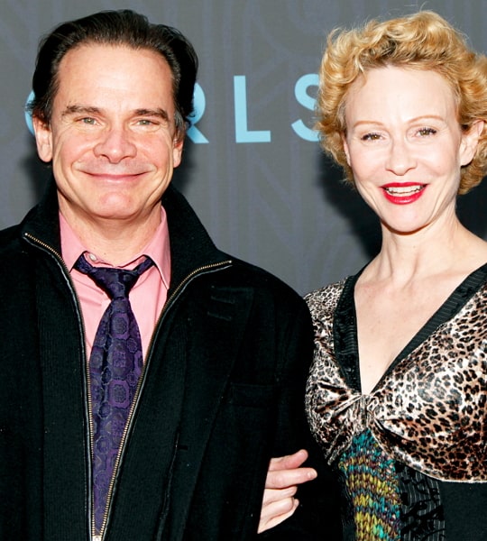 peter scolari wife