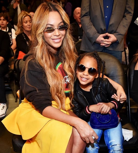 blue ivy carter mother