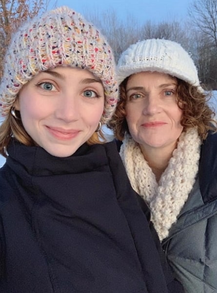 emily rudd mother