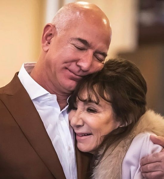 jeff bezos mother