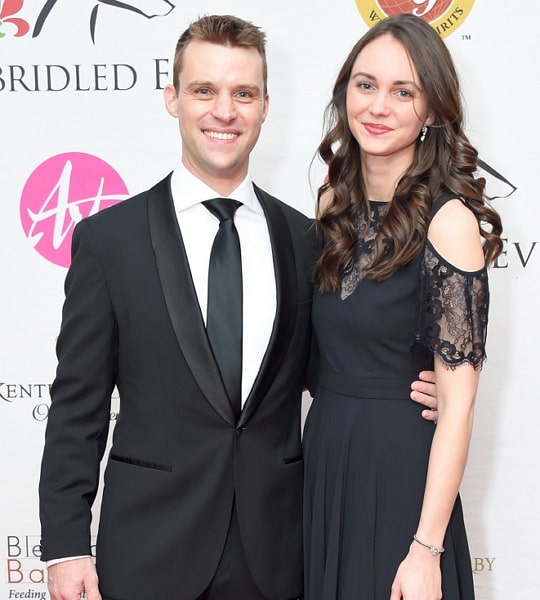 jesse spencer wife