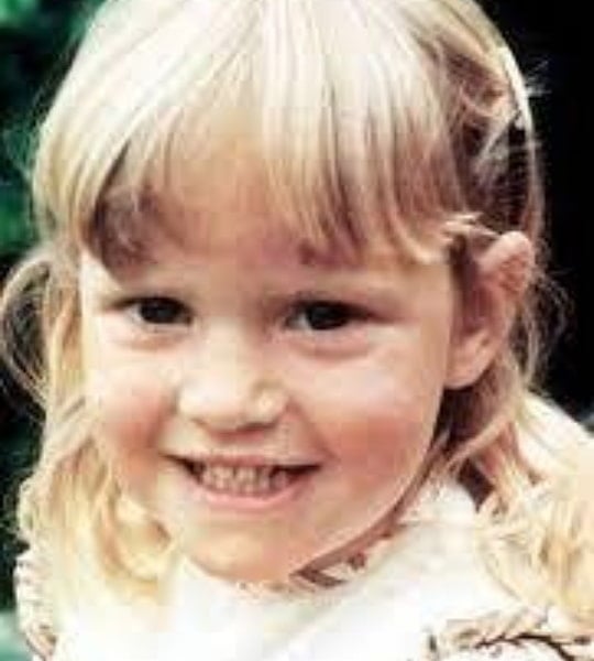 kate winslet childhood pic