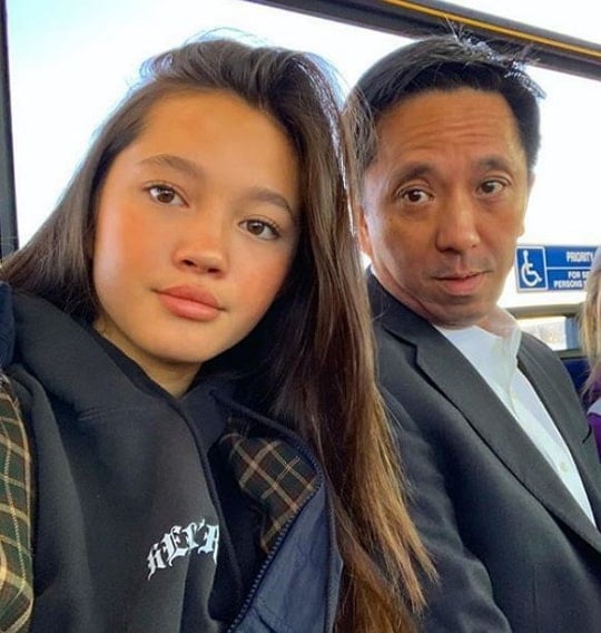 lily chee father