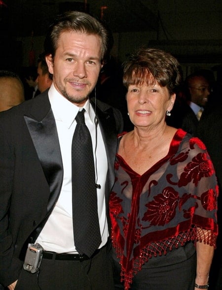 mark wahlberg mother