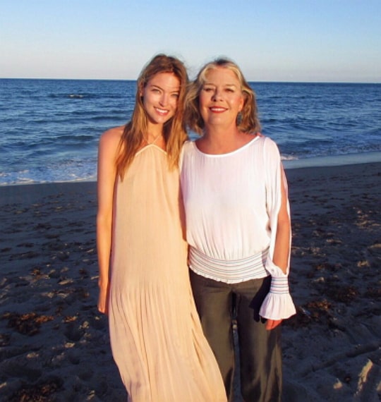 martha hunt mother