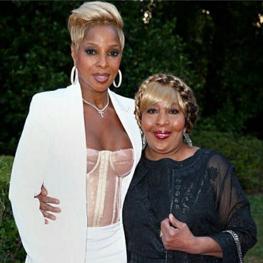 mary j. blige mother