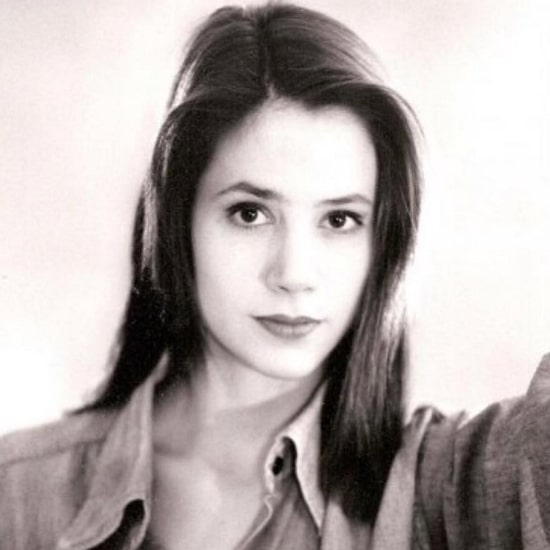mira sorvino old pic
