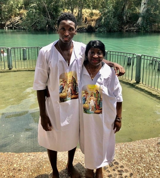 victor oladipo mother