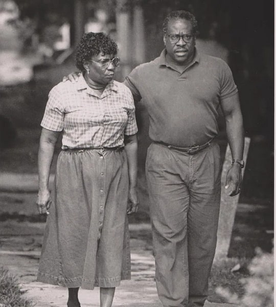 clarence thomas mother