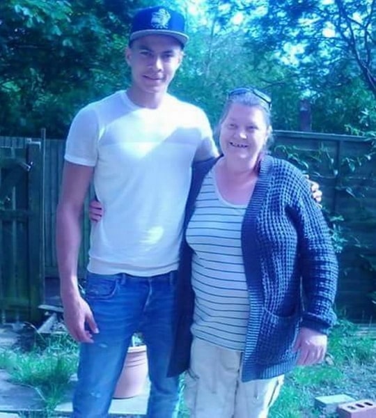 dele alli mother