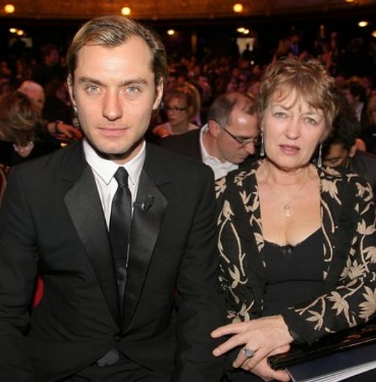 jude law mother