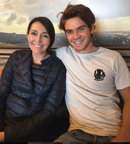 kj apa mother