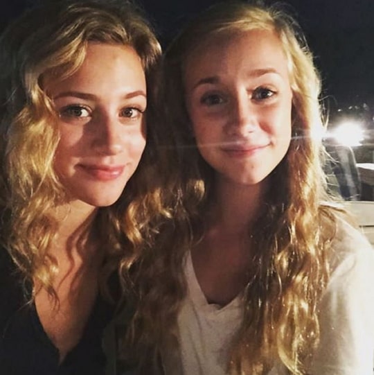 lili reinhart sister