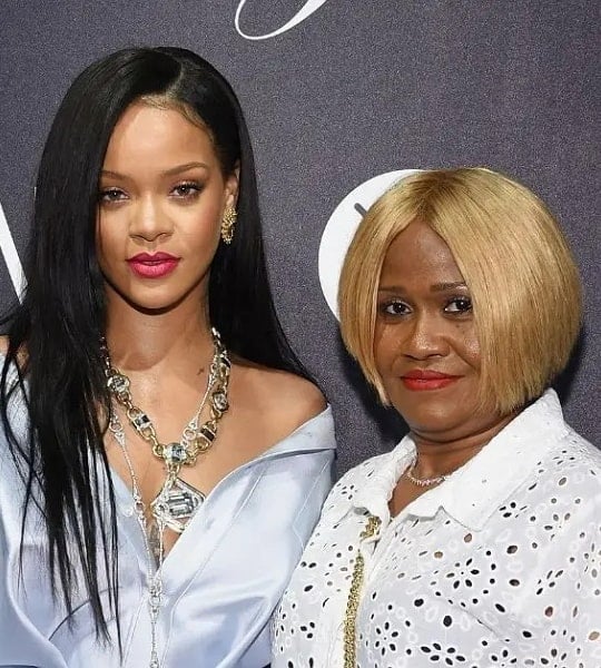 rihanna mother