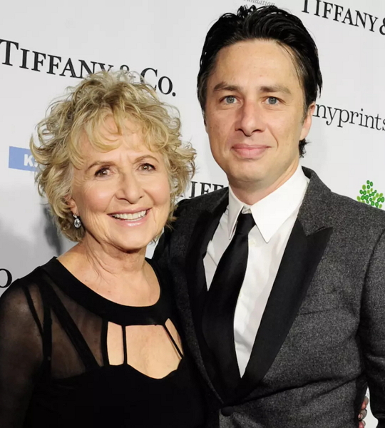 zach braff mother