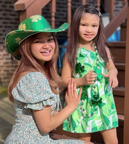 angelica hale sister