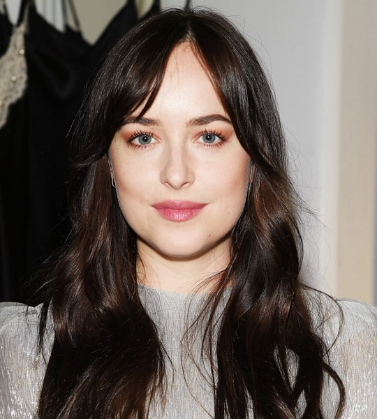 Dakota Johnson Age, Net Worth, Boyfriend, Family, Parents and Biography ...