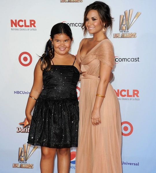 demi lovato sister