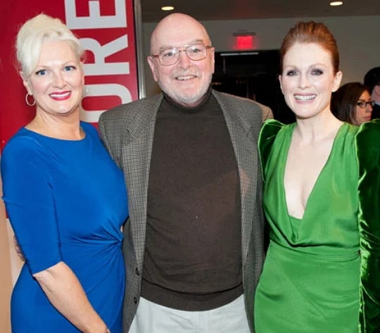 julianne moore parents