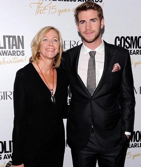 liam hemsworth mother