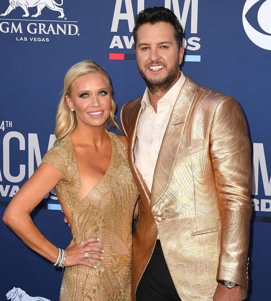 luke bryan wife