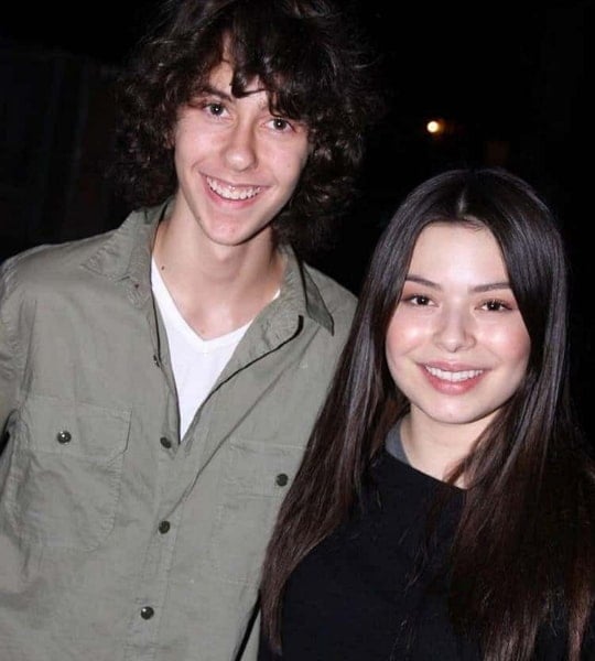 miranda cosgrove boyfriend