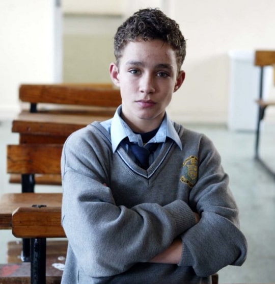 robert sheehan childhood pic