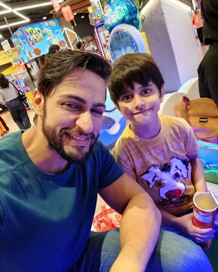 shalin bhanot with his son