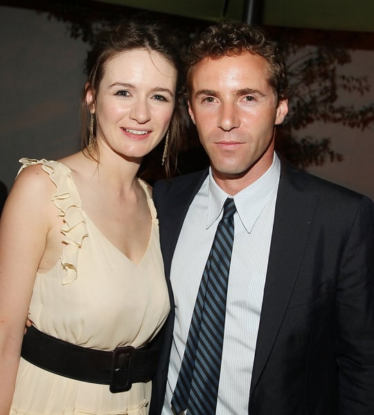 alessandro nivola wife