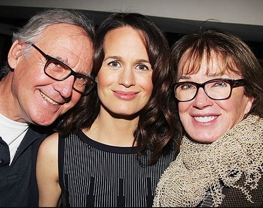 elizabeth reaser parents