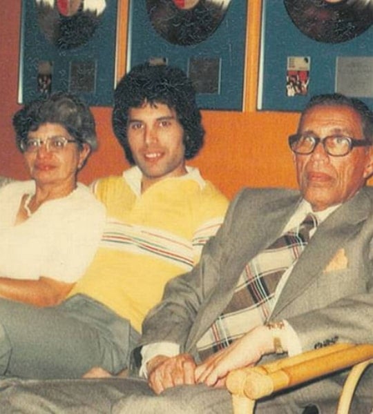 freddie mercury parents