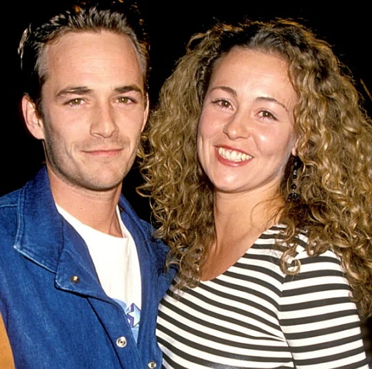 luke perry wife