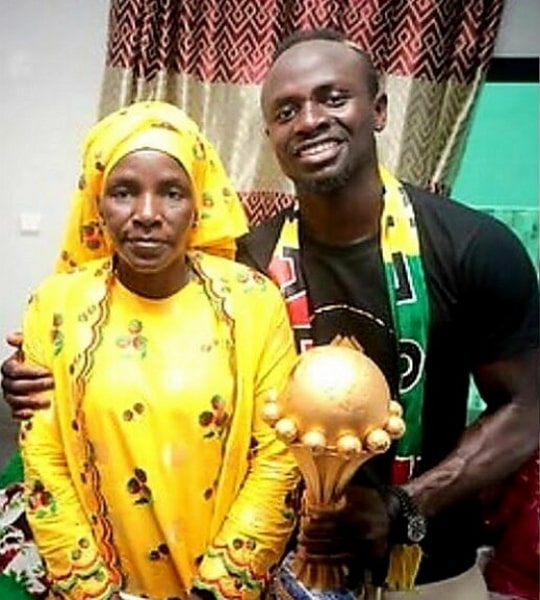sadio mane mother