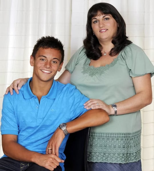 tom daley mother