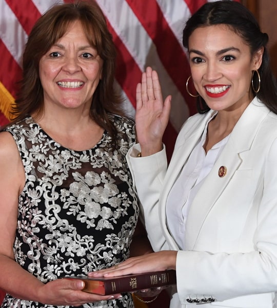 alexandria ocasio-cortez mother