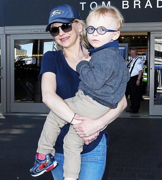 anna faris son