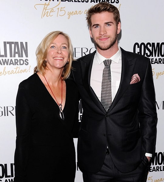 chris hemsworth mother