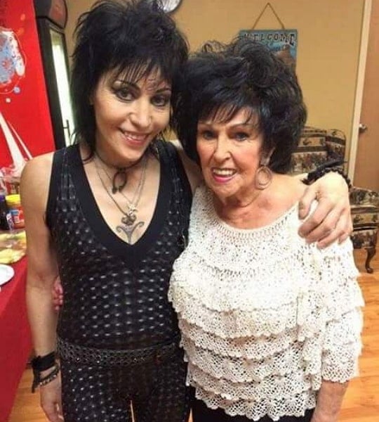 joan jett mother