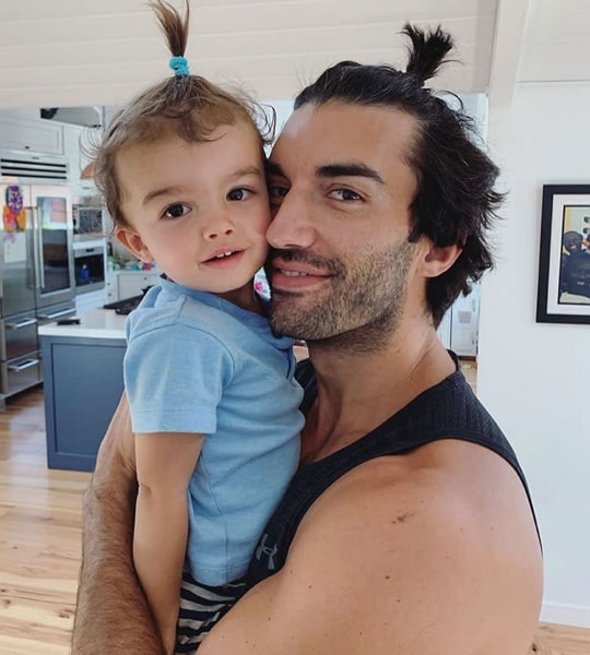 justin baldoni son