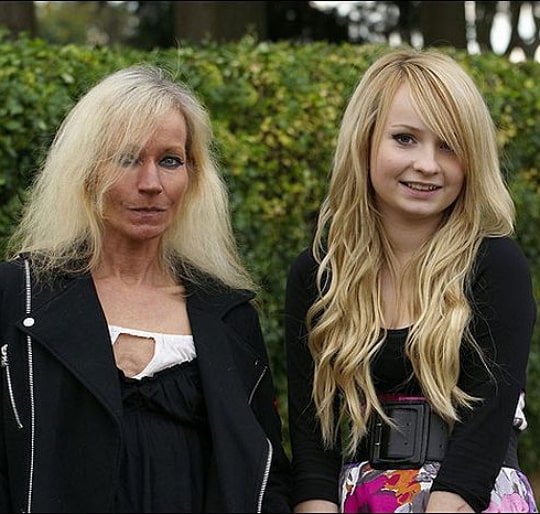 kim petras mother