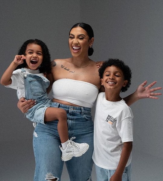 queen naija children