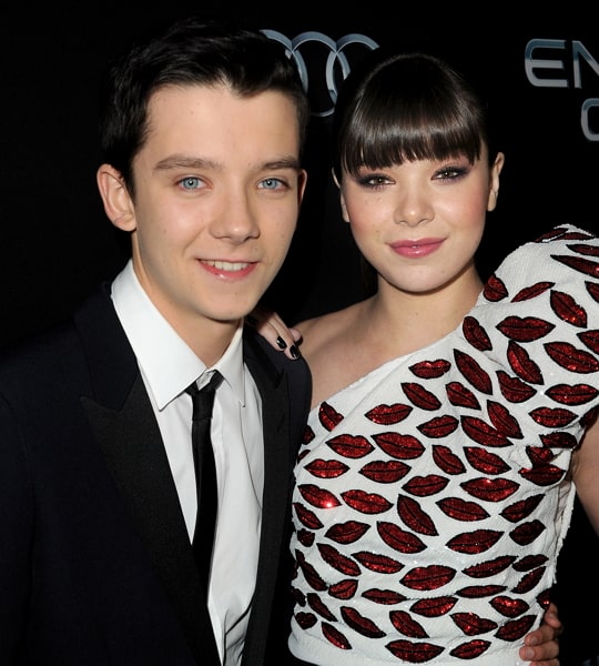 asa butterfield ex-girlfriend