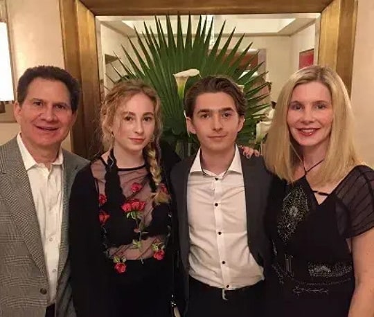 austin abrams family