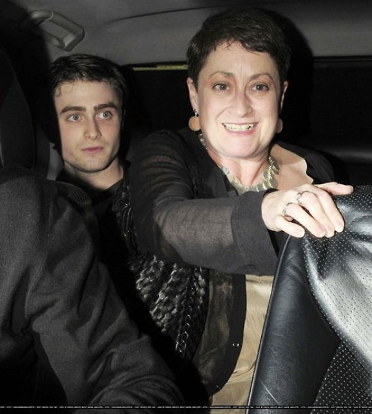 daniel radcliffe mother