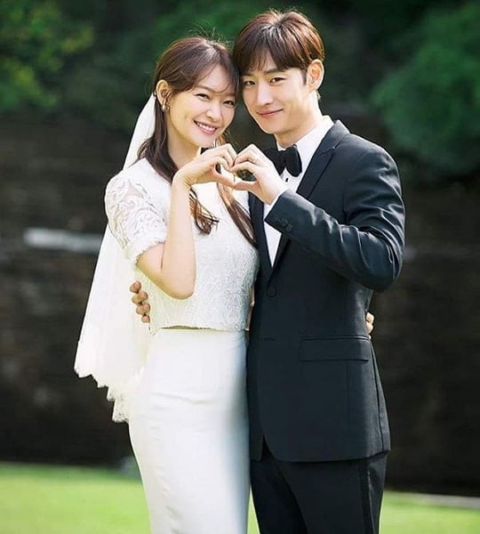 lee je-hoon wife