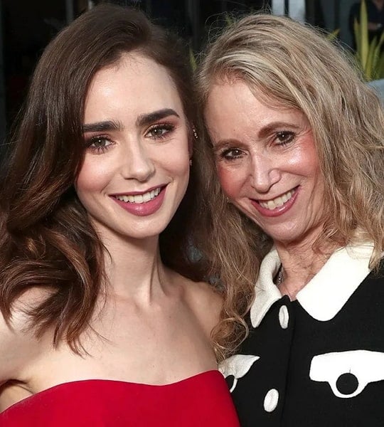 lily collins mother